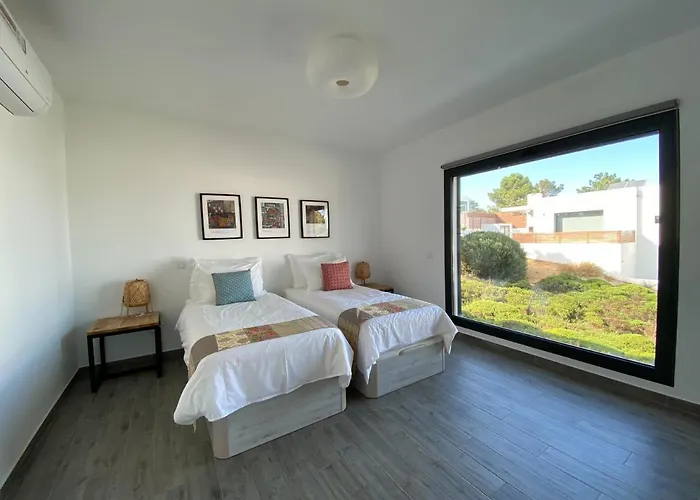 Cairnvillas - Villa Solar C37 Luxury Villa With Swimming Pool Near Beach